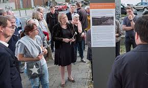 Dusseldorf Pempelfort Stele Erinnert An Zwangsarbeitslager Titelthemen Report D De Dusseldorf Internetzeitung