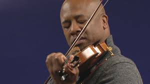 Eric's Heroes: Renton man's lifelong dedication to violin and inspiring  youth