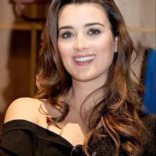 𝐓𝐎 𝐂𝐎𝐍𝐓𝐈𝐍𝐔𝐄 𝐑𝐄𝐂𝐄𝐈𝐕𝐈𝐍𝐆 𝐌𝐘 𝐑𝐄𝐂𝐈𝐏𝐄𝐒 𝐓𝐘𝐏𝐄  "𝐘𝐄𝐒" Chicken Zucchini Bake with Bacon INGREDIENTS: 4 chicken breasts,  thinly sliced 0.5 oz dry Ranch seasoning (½ packet) 1 zucchini, thinly  sliced 6 strips bacon,