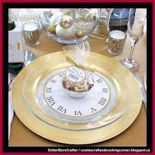 Dollar Store Crafter New Year S Eve Table Setting New Year S Eve Celebrations New Years Eve Decorations Eve Parties