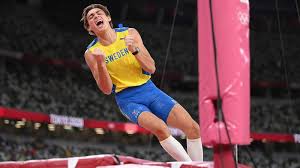Team great britian pole vaulter harry coppell shared the moment he smashed his teeth while practicing for vault at the tokyo 2020 olympics. 4nmgmnm5l4ad M