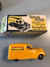 Triang Minic Scale Model Clockwork Evening News Delivery Van Lines Bros Vintage Toy Train Van Lines Toy Car