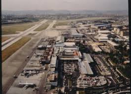 Humberto delgado airport, also known simply as lisbon airport or portela airport, is an international airport located 7 km northeast from th. Aos 75 Anos O Aeroporto De Lisboa Vai Superar Os 26 Milhoes De Passageiros Aviacao Publico