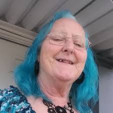 Cindy Busse's Instagram, Twitter & Facebook