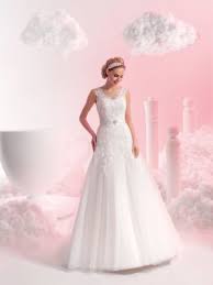Maybe you would like to learn more about one of these? Brautkleid A Linie Armellos Herzausschnitt Tull Organza Spitze Schultertrager Kleid Hochzeit Brautkleid Brautmode