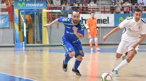 Le futsal français va découvrir le portugais, légende de la discipline le portugais ricardinho, sacré meilleur joueur du monde à six reprises, vient de signer un contrat de trois ans avec l'accs paris 92. Termin Fur Futsal Pokal Endrunde Steht Fest Futsal Champions League Uefa Com