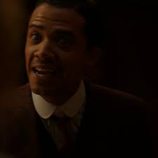 PORTRAIT OF LESTAT ON FIRE — INTERVIEW WITH THE VAMPIRE Louis + hand  gestures