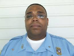 Dispatch officer goes above and beyond duty's call