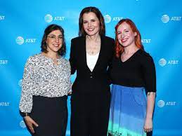 The show's executive producer, mike richards, and actress mayim bialik. Big Bang Theory Alum Mayim Bialik Uses Science Ph D In New Podcast