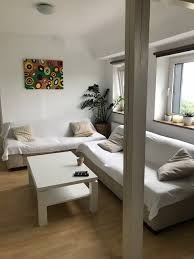 Eine wohnung in oberkassel müssen mieter ganz besonders teuer bezahlen. 2 Zimmer Wohnung Zu Vermieten Simrockstr 90 40235 Dusseldorf Grafenberg Mapio Net