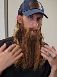 How to Use Beard Care Products Effectively