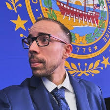 Christopher Roberge's Instagram, Twitter & Facebook