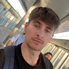 Daniel Kock Cabrera (@danii_kc8)