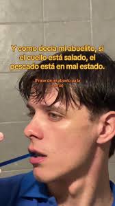 Salado Como Cuello De Albañil