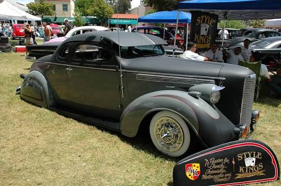 Bomb | With a sun visor practically engulfing the chopped wi… | Flickr
