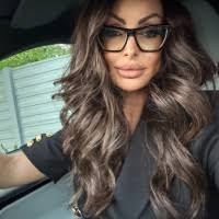 60+ profili “Paula”