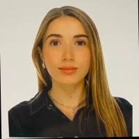 300+ profilů „Blay“