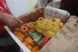 Tapi berbeza dari segi penggunaan sekali tengok resepi kuih limas ini ianya seakan kuih tepung pelita ataupun kuih sampan. Kuih Muih Basah Laku Setiap Hari Suara Anak Sarawak