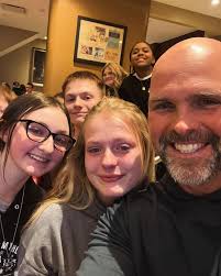 ✝️This weekend our Crossroads Speakers saw 670 total decisions for Christ  in 5 states. Salvation, call to ministry, recommitment, assurance of  forgiveness… 🛐People are flooding altars everywhere we preach. There's a  deep