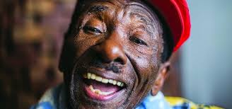 Protagonistas da novela a feia mais bela homenageiam ator que morreu. Aos 98 Anos Morre Em Salvador O Sambista Riachao Bahia G1