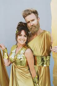 He is the god of healing, medicine, archery, music, poetry and the sun. Diy Greek God Family Costume Tell Love And Party