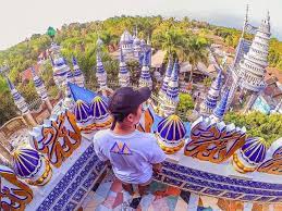 Tiket parkirnya rp.2.000 untuk sepeda motor dan mobil rp.5.000 untuk keamanan dan kenyamanan pengunjung. 10 Gambar Masjid Tiban 2021 Di Malang Turen Jawa Timur Youtube Sejarah Misteri Jejakpiknik Com