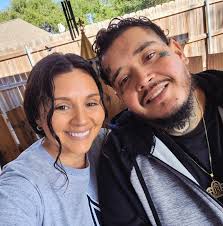 Can I get help moving a dining table in Rock?