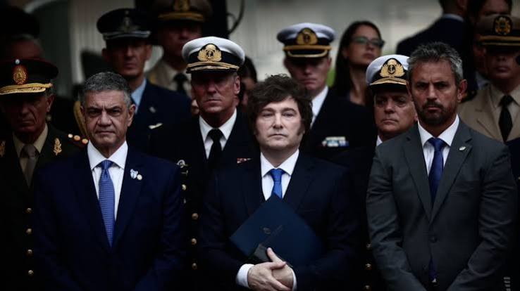 Falkland Islands: France and Germany offer to supply Argentina submarines amid Falklands threat as No10 seeks EU reset