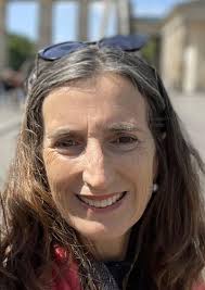 Women Portraits in Hydrography