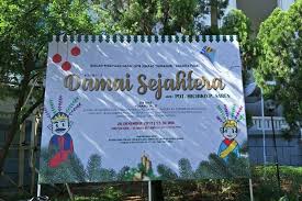 May 26, 2021 · vaksin gotong royong banyak ditolak perusahaan di daerah ini. Rayakan Natal Jemaah Gpib Immanuel Diimbau Pakai Baju Adat Betawi