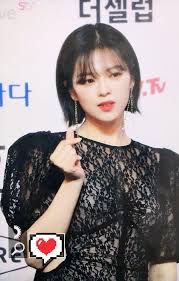 From short crops to flowing locks, this gorgeous idol has shown how versatile she can be when it comes to hair styling. Pannchoa On Twitter Twice S Jungyeon Goes Back To Her Signature Short Hair Wears See Through Dress Https T Co Ukdkh8sfct