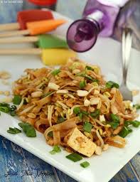 Vegetarian Pad Thai Noodles Recipe India Style Veg Pad Thai Noodles Recipe Pad Thai Noodles Thai Noodles Pad Thai