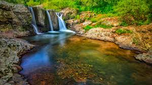 ʁeʒiˈɐ̃w̃ suw du bɾaˈziw) is one of the five regions of brazil.it includes the states of paraná, santa catarina and rio grande do sul and covers 576,409.6 square kilometres (222,553.0 sq mi), being the smallest portion of the country, occupying only about 6.76% of the territory of brazil. Fotos Von Brasilien Rio Grande Do Sul Natur Felsen 3840x2160