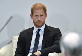 Prins Harry en tabloiduitgever NGN schikken in slepend conflict rondom  illegale nieuwsgaring
