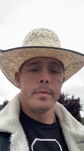 Goin out to get the milk lo😅l #dad #dadlife