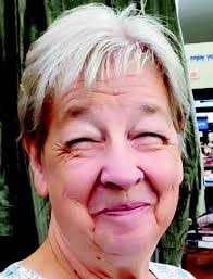 Lora Pierce's Instagram, Twitter & Facebook