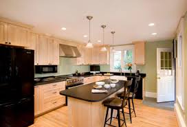 Kitchen color schemes with light maple cabinets. 8 Most Excellent Kitchen Paint Colors With Maple Cabinets Combinations You Must Know Aprylann