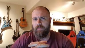 Guitarrista e vocalista da banda pandora 101, compositor, professor e produtor musical. Isso E Um Vagabundo Diz Carlos Bolsonaro Sobre Youtuber Ex Bolsonarista Revista Forum