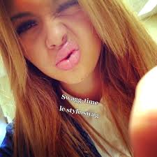 Résultat de recherche d'images pour "fille style swag"