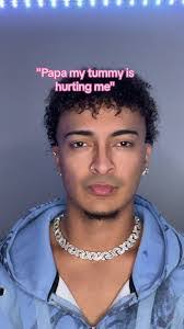 Ashton Sharp's Instagram, Twitter & Facebook