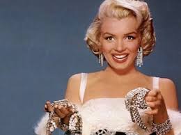 Marilyn monroe's famous glamour waves. Create Meme Marilyn Monroe I Wanna Be Marilyn Monroe Hairstyle Marilyn Monroe Pictures Meme Arsenal Com
