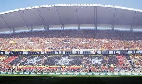 Fenerbahçe ile galatasaray bu hafta kozlarını paylaşacak. Unutulmaz Galatasaray Fenerbahce Derbileri