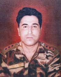Today in 1999, Capt. Vikram Batra, PVC of 13 Jammu & Kashmir Rifles  attacked Pak Army position at Point 4875, Kargil & attained martyrdom, Jai  Hind : r/india