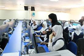 مختصون توظيف التقنيات يخدم مسيرة التعليم والاستخدام الخاطئ إهدار للوقت والطاقة جريدة الرؤية العمانية