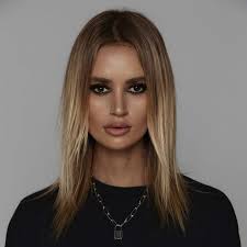 Tori Levett · Biografia