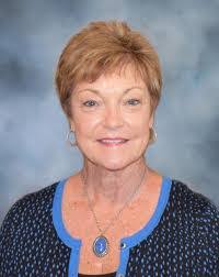 Karen Ratto's Instagram, Twitter & Facebook