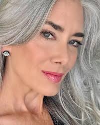 Manon Crespi Rare & Beautiful