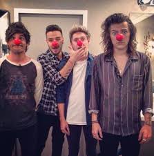 The flowers we gave out to. Ilysm Gray And Ethan On Twitter Aye Red Nose Day Onedirection 5sos Rednoseday Rednoseday Http T Co Esxyrsv436