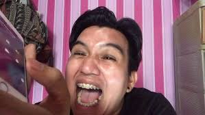 SPELLING CHALLENGE ( BOBO ME ) Super laftrip.