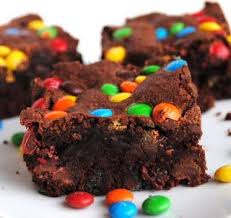 Leanne Bakes M M Brownies Desserts Delicious Desserts Desserts To Make